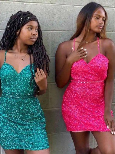 Discount V-Neck Sleeveless Short Velvet Sequin Cocktail Dress